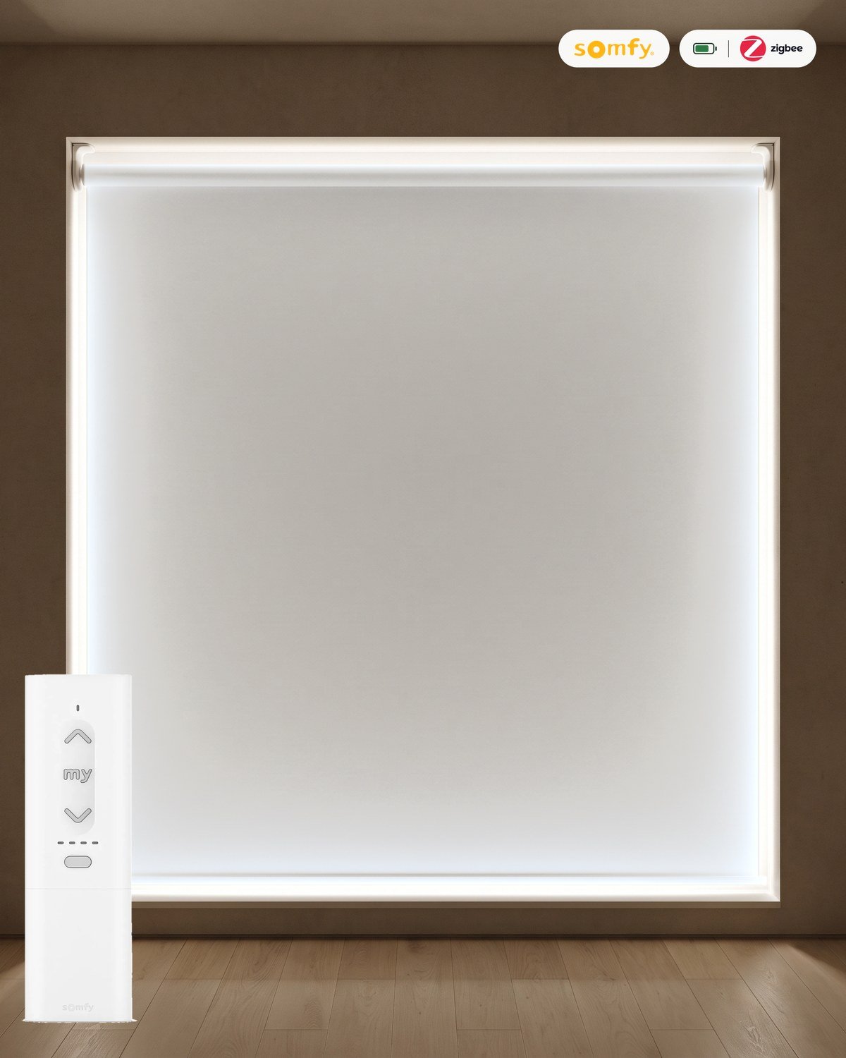 Estor enrollable opaco LuxBlock Beige claro #0356 motorizado con mando Somfy Zigbee, batería y cargador